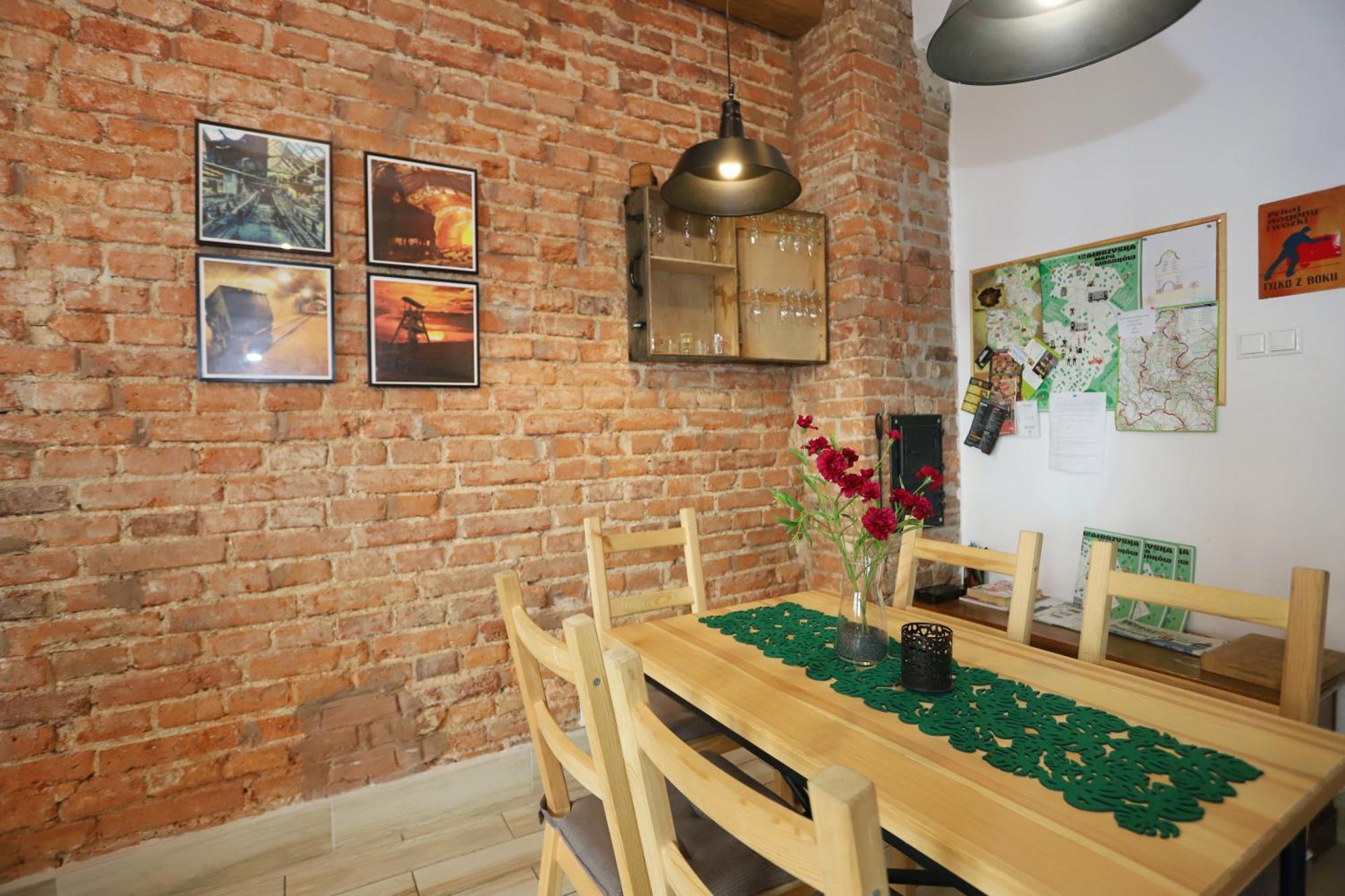 Apartament Gwarek 瓦乌布日赫 外观 照片